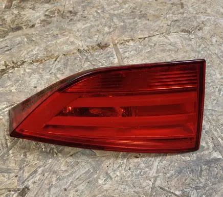 BMW X1 E84 Tailgate rear/tail lights 03427600 1010411511 2992479