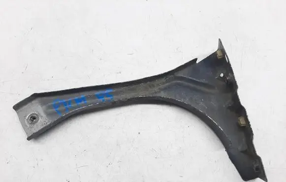 Audi A6 Allroad C5 Fender mounting bracket 4B0821136AA6C5