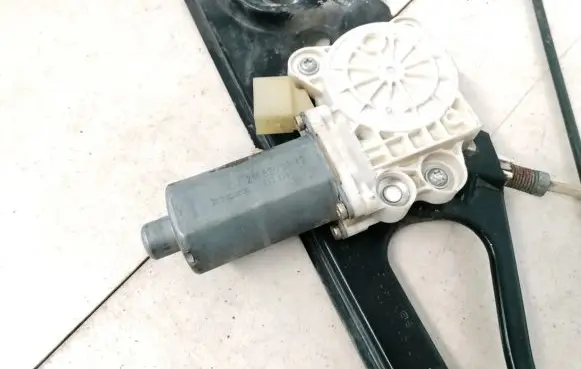 Front door window regulator motor