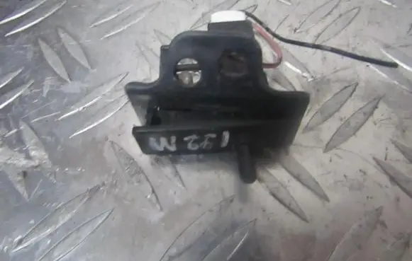Lexus IS 200-300 Sensor 16676447 166-76447