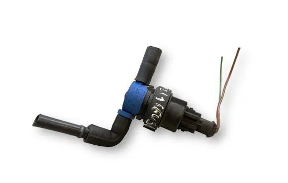 Mercedes-Benz E W211 Turbo solenoid valve 0004703693