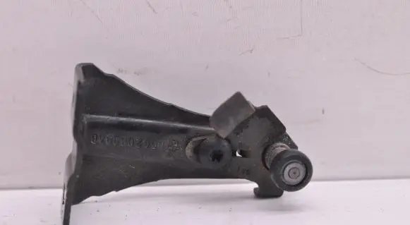 Chrysler Town u0026 Country V Sliding door upper roller guide/hinge 05020899AD