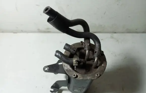 Volkswagen Touran I Fuel filter housing 3C0127400C
