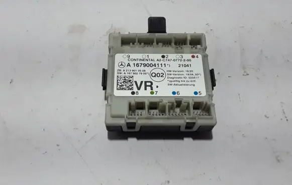 Mercedes-Benz GLC C253 Door control unit/module A1679004111