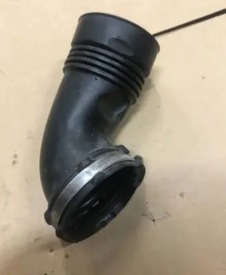 Mini One - Cooper Clubman R55 Air intake hose/pipe 7563812