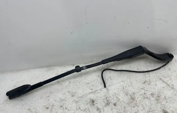 Tesla Model 3 Front wiper blade arm 162168500a