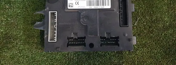 Dacia Sandero II Central body control module 284B17162R