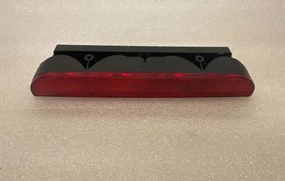 Audi A4 S4 B5 8D Third/center stoplight 8D5945097A