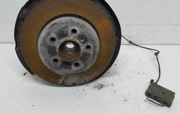 BMW 5 F10 F11 Rear wheel hub 6796099