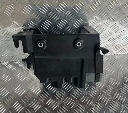 Volvo XC60 Battery tray 31479621
