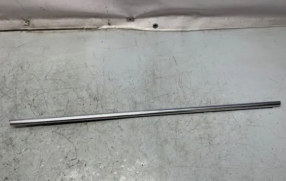 Opel Insignia A Rear door glass trim molding 13243103