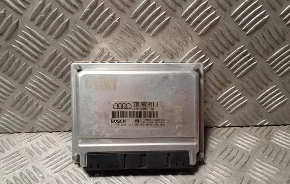 Volkswagen PASSAT B5 Engine control unit/module 3B0907401J 0281010147 28RTE470