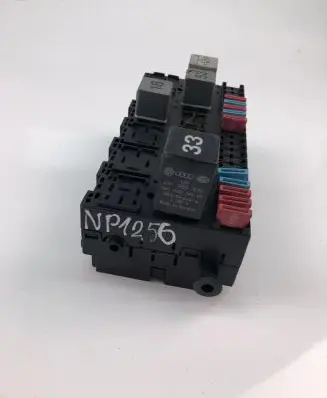 Volkswagen Caddy Fuse box set 357937039