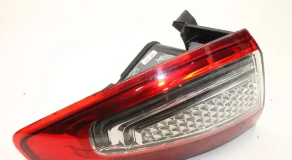 Ford Mondeo MK IV Rear/tail lights BS7113405AE