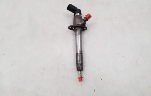 Jaguar XF X250 Fuel injector 5U3Q9K546AA