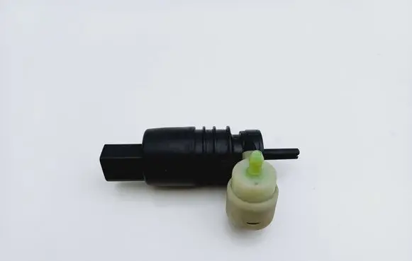 Mercedes-Benz B W245 Windscreen/windshield washer pump