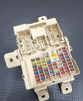 KIA Sportage Fuse module 91955D9960 1321806037 D99602108060223
