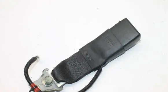 Honda Insight Rear seatbelt buckle