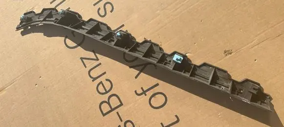 Hyundai i40 Rear bumper mounting bracket 877663Z000