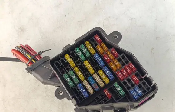 Fuse box set