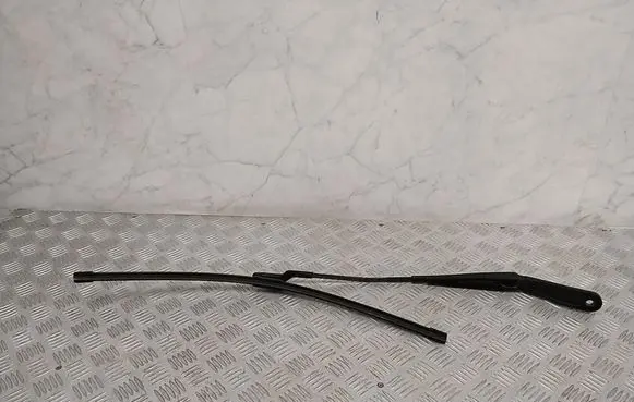 Volvo V70 Front wiper blade arm 31276002