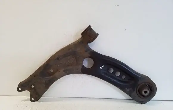 Volkswagen Golf VII Front lower control arm/wishbone