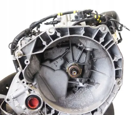 Fiat Panda III Manual 5 speed gearbox 55272205