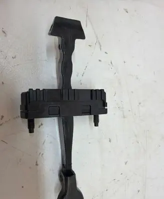 Hyundai Tucson IV NX4 Rear door check strap stopper