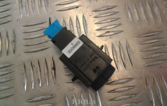 Renault Vel Satis Sound control switch 8200002435