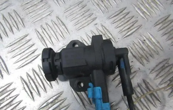 Peugeot 607 Turbo solenoid valve 9635704380 0928400414
