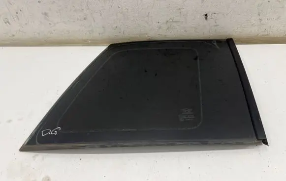 Mini Cooper Countryman R60 Rear side window 9801546