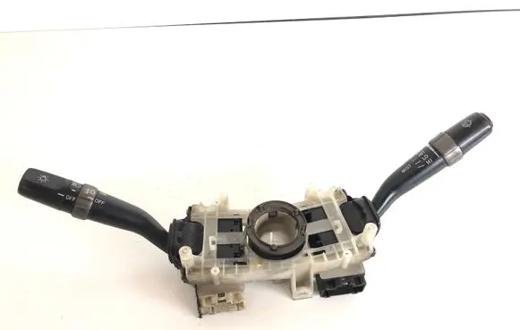 Lexus IS 200-300 Wiper turn signal indicator stalk/switch 8431053040