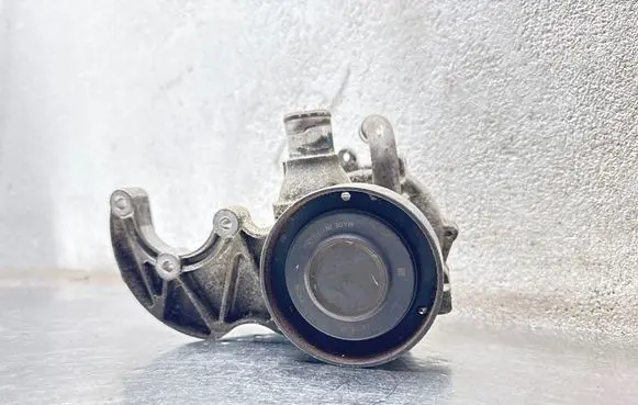 Opel Antara Water pump 25186663