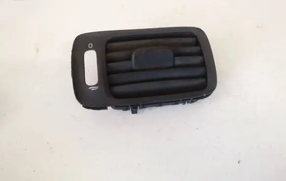 Volvo S70 V70 V70 XC Dash center air vent grill 9177530