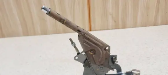 Handbrake/parking brake lever assembly
