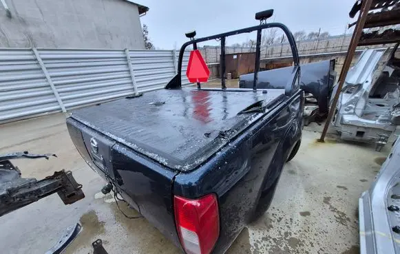 Nissan Navara D40 Pickup box 