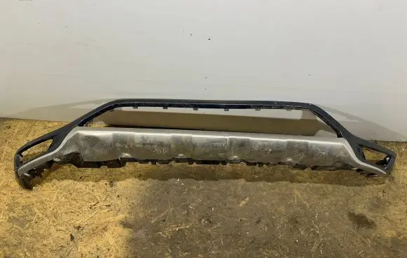 Volvo XC90 Front bumper lip 15002325