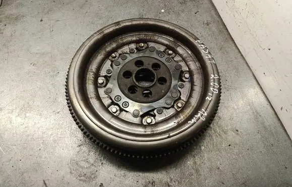 Volkswagen PASSAT B7 Flywheel