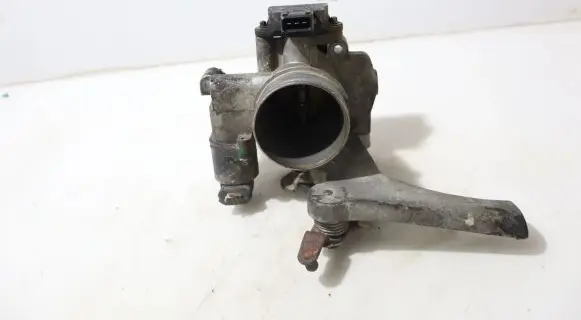 Renault Clio II Engine shut-off valve 