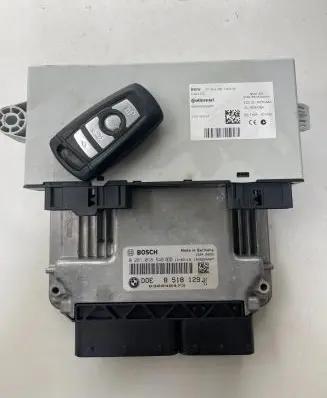BMW 5 F10 F11 Engine ECU kit and lock set 8518129 0281018548 030048473