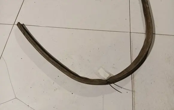 Opel Zafira A Engine compartment rubber 