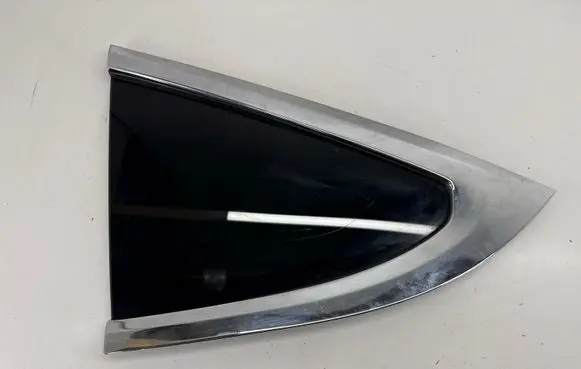 Tesla Model X Rear vent window glass 43R004553 103490680F
