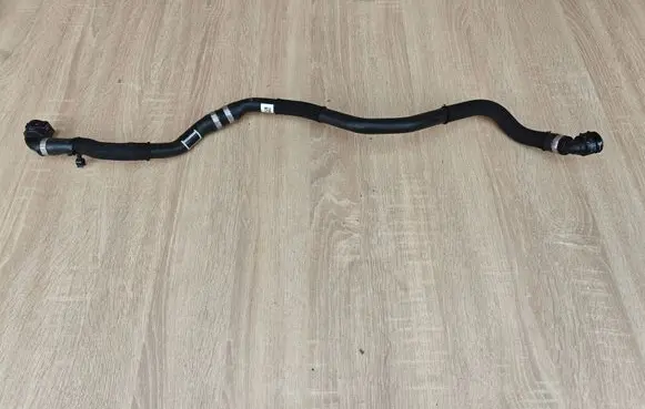 BMW X6 G06 Engine coolant pipe/hose 8598057