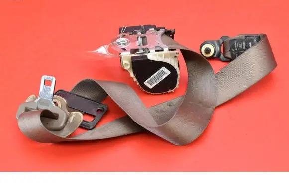 Jaguar XJ X350 Front seatbelt 2W93-F611B09