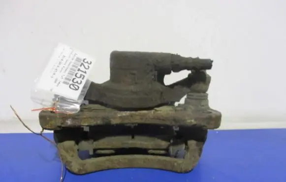 Mitsubishi Space Runner Rear brake caliper