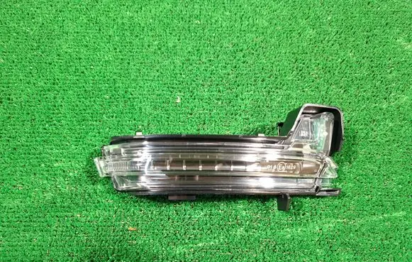 Skoda Karoq Mirror indicator light 565949102