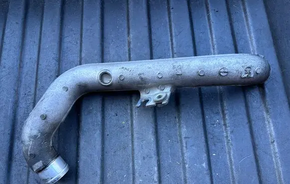 Infiniti FX Intercooler hose/pipe CRNM