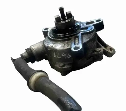 Volvo XC90 Vacuum pump 08699237