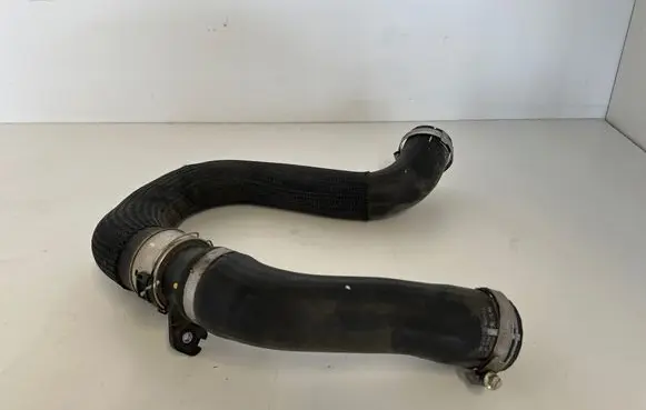 Intercooler hose/pipe