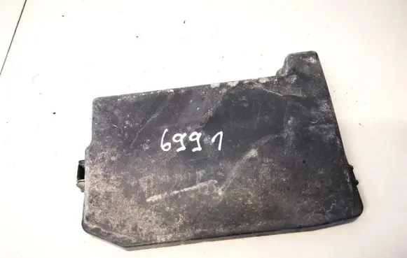 Hyundai ix35 Fuse box cover 9903xa1
